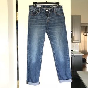 GAP SEXY BOYFRIEND JEANS